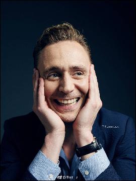 tom-hiddleston101 (1534x2048, 367 k...)