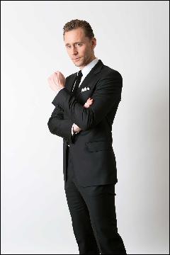tom-hiddleston197 (1333x2000, 108 k...)
